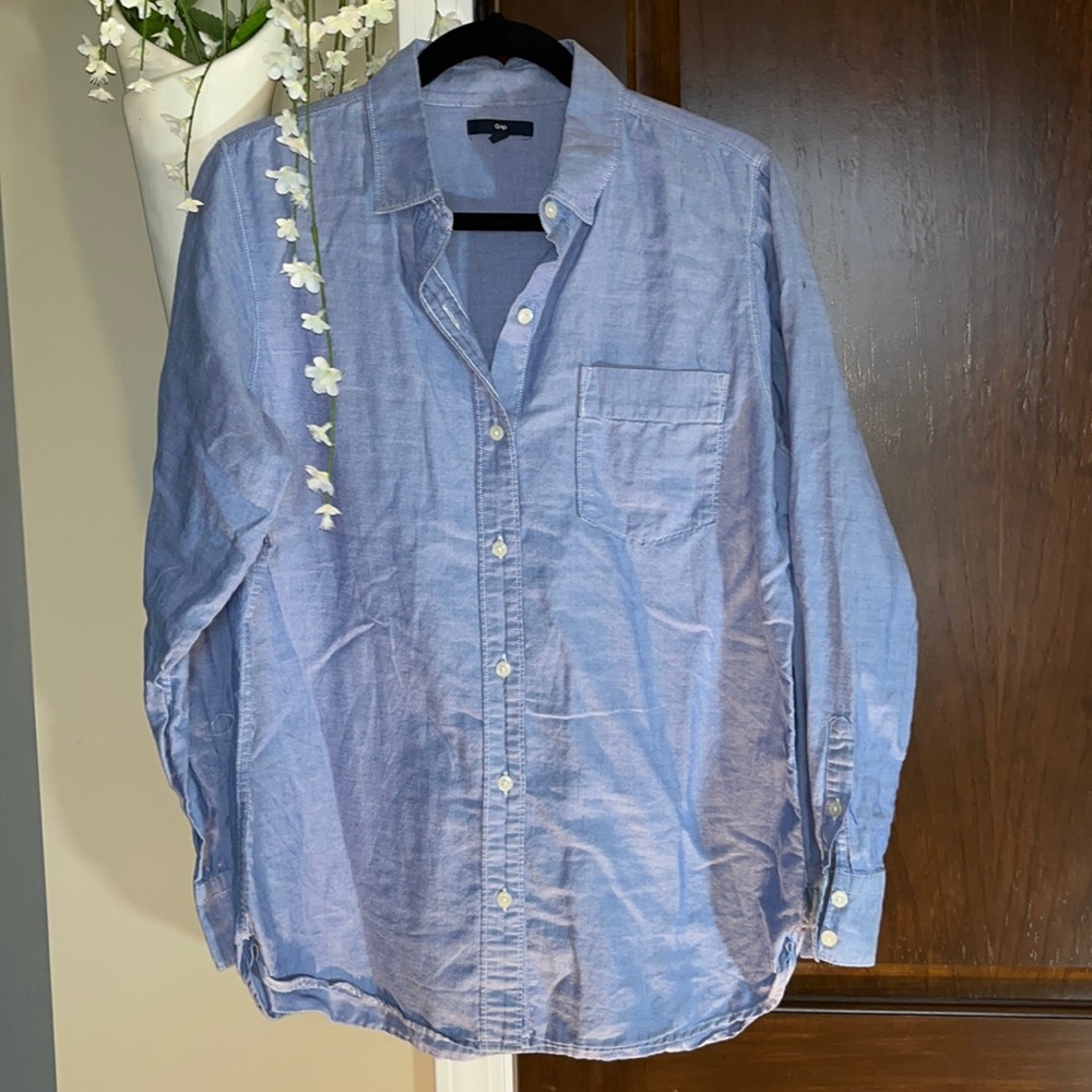 Bundled Unisex Button Down Shirt NWOT Size M